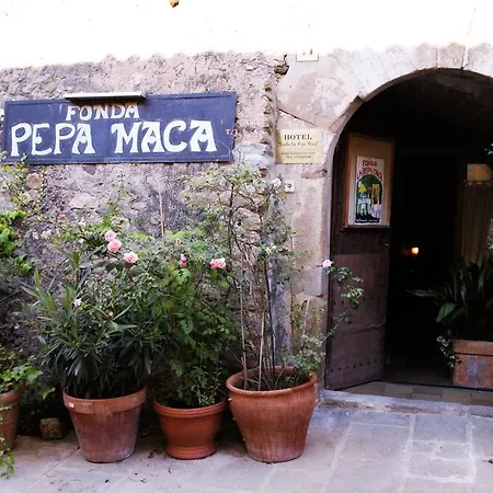 Fonda La Pepa Maca 호텔 모넬스