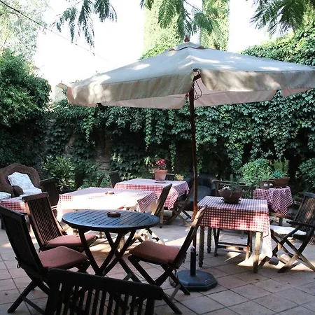 Fonda La Pepa Maca Hotel *