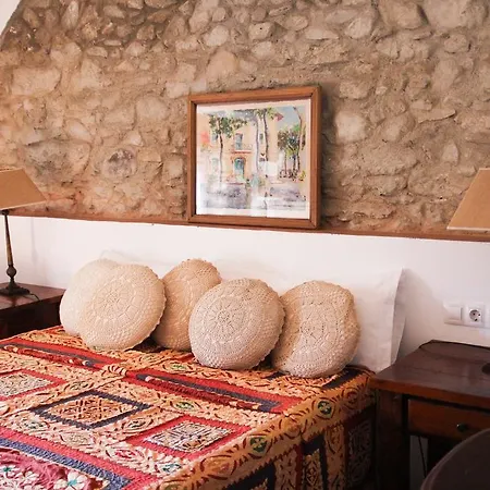 Fonda La Pepa Maca Hotel Monells